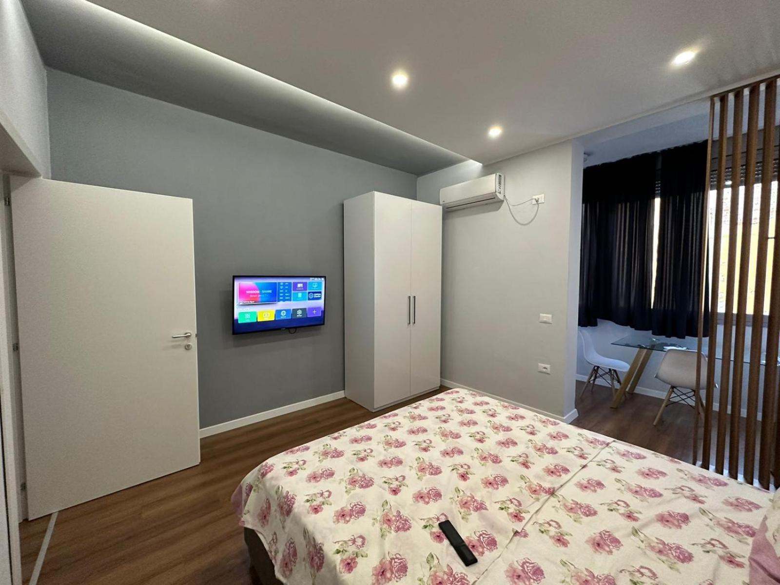 Be Solei Studio Apartments Sol 2 Tiranë Eksteriør bilde